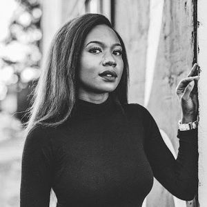 Meet your Posher, Kiana